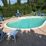 Restful Near Forest In With Pool * Vinci